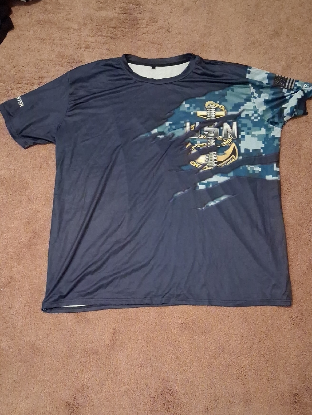 USN Anchor Graphic Navy Digital Camo Tee